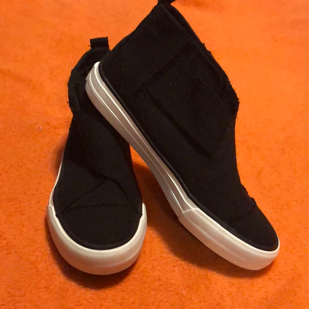 Gypsy jazz sneakers